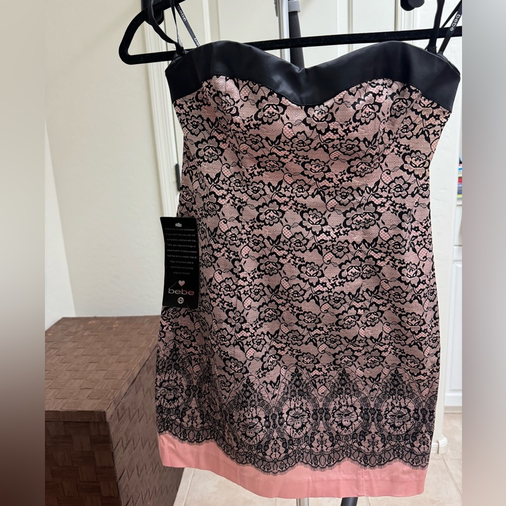 I ordered this for a party, but it arrived too late.  Never worn.